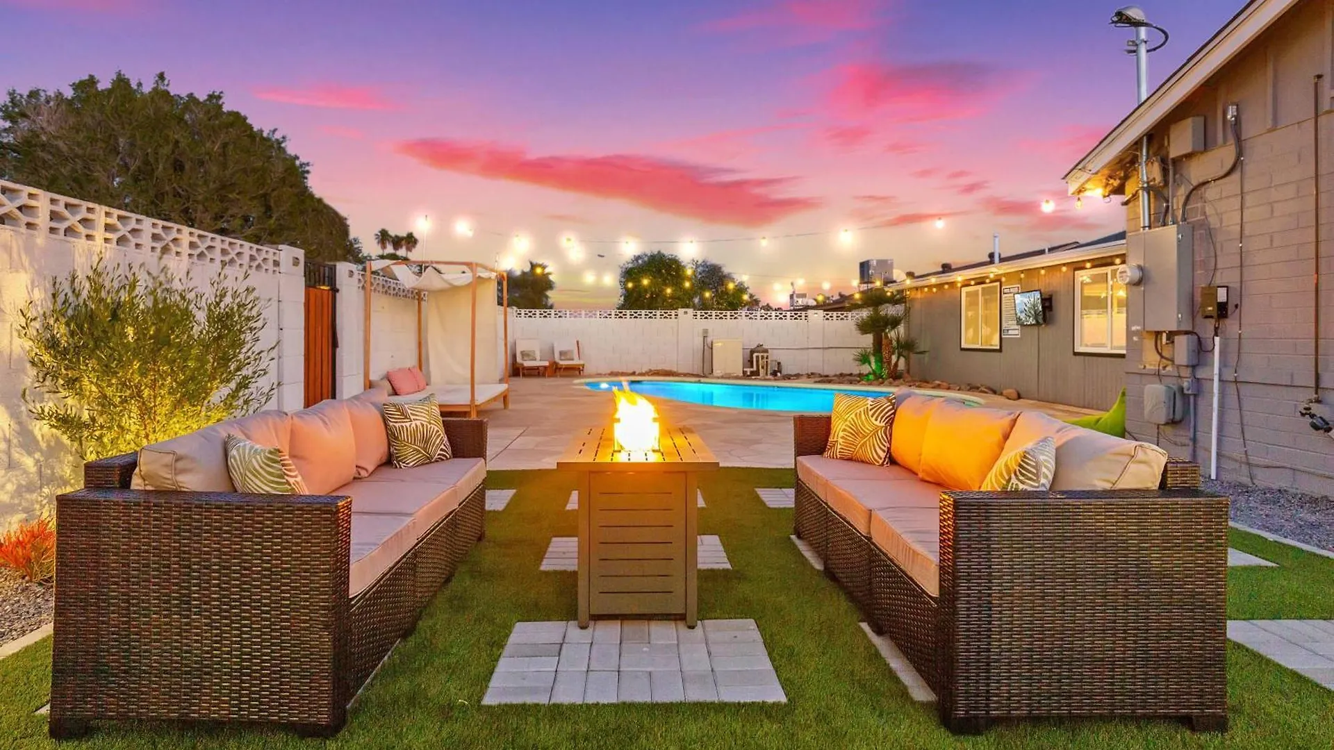 Free Heated Pool Game Room For All To Enjoy スコッツデール 別荘